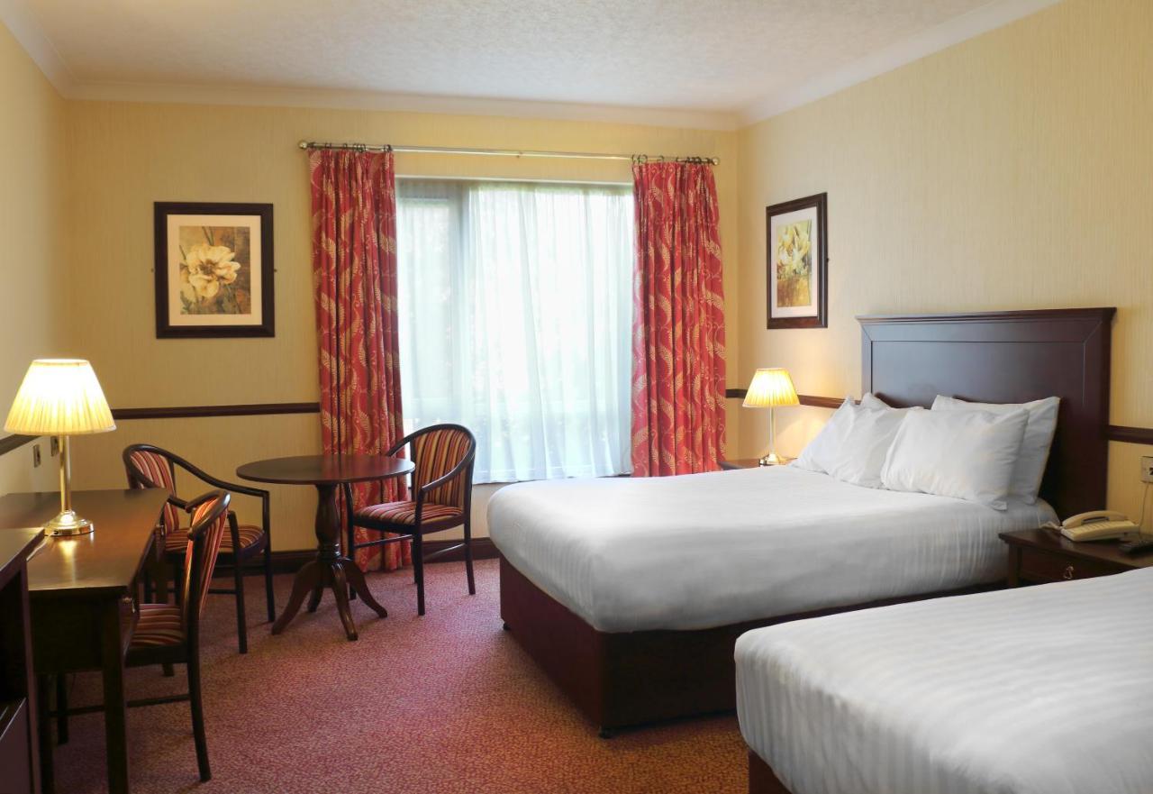 Seven Oaks Hotel Carlow Exteriör bild