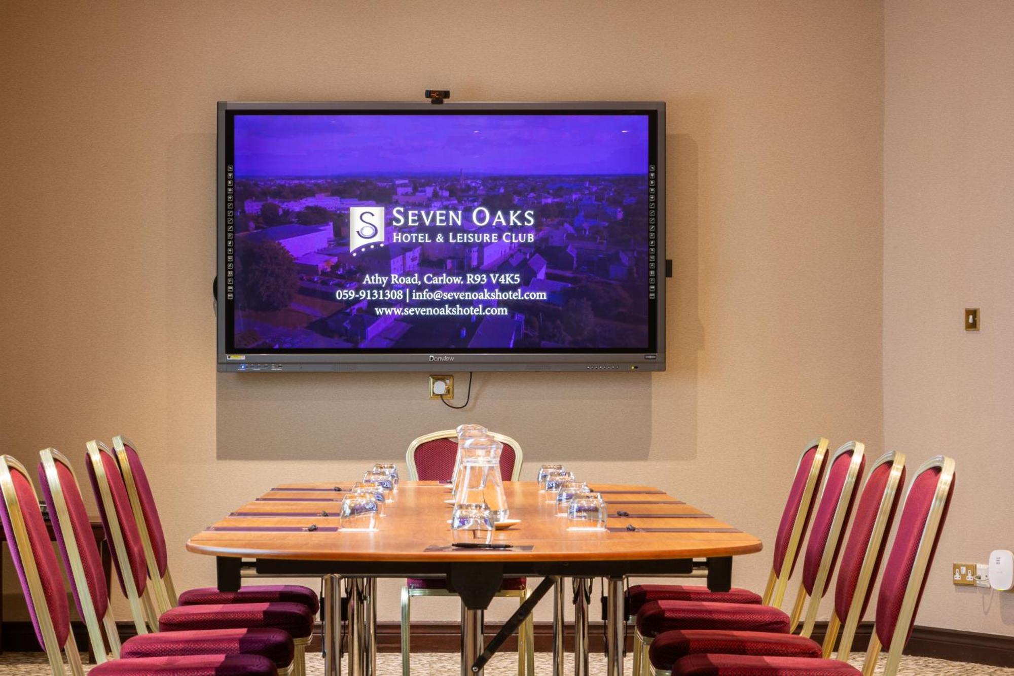 Seven Oaks Hotel Carlow Exteriör bild